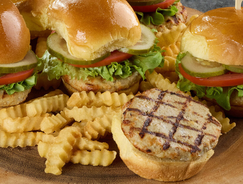 d-poultry-new-restaurant-chicken-supplier-ontario-sliders-burger